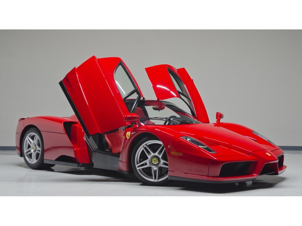 Ferrari Enzo 7,5 Milyon TL’ye Alıcısını Bekliyor