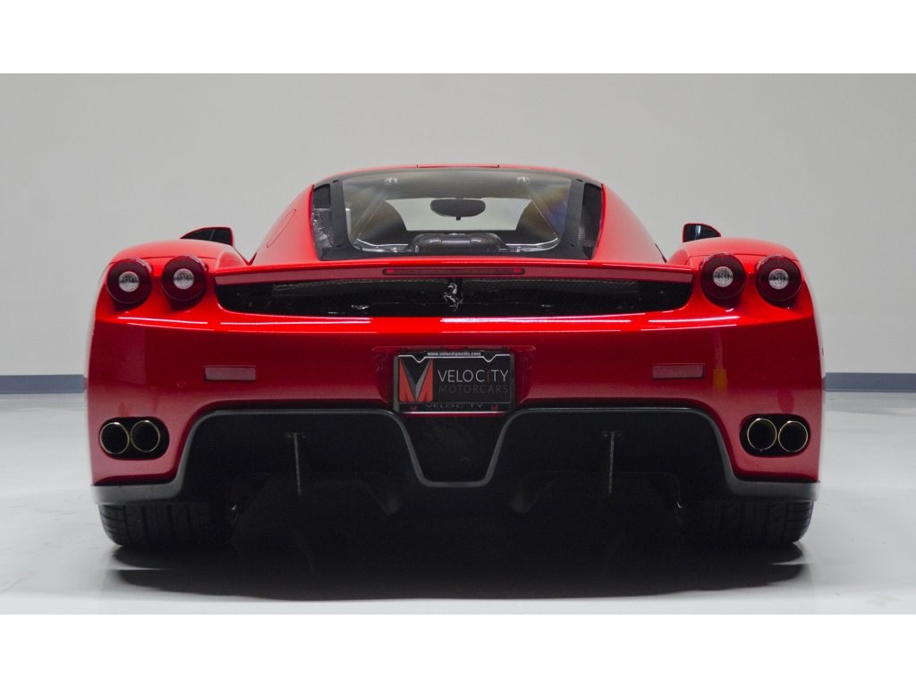 Ferrari Enzo 7,5 Milyon TL’ye Alıcısını Bekliyor