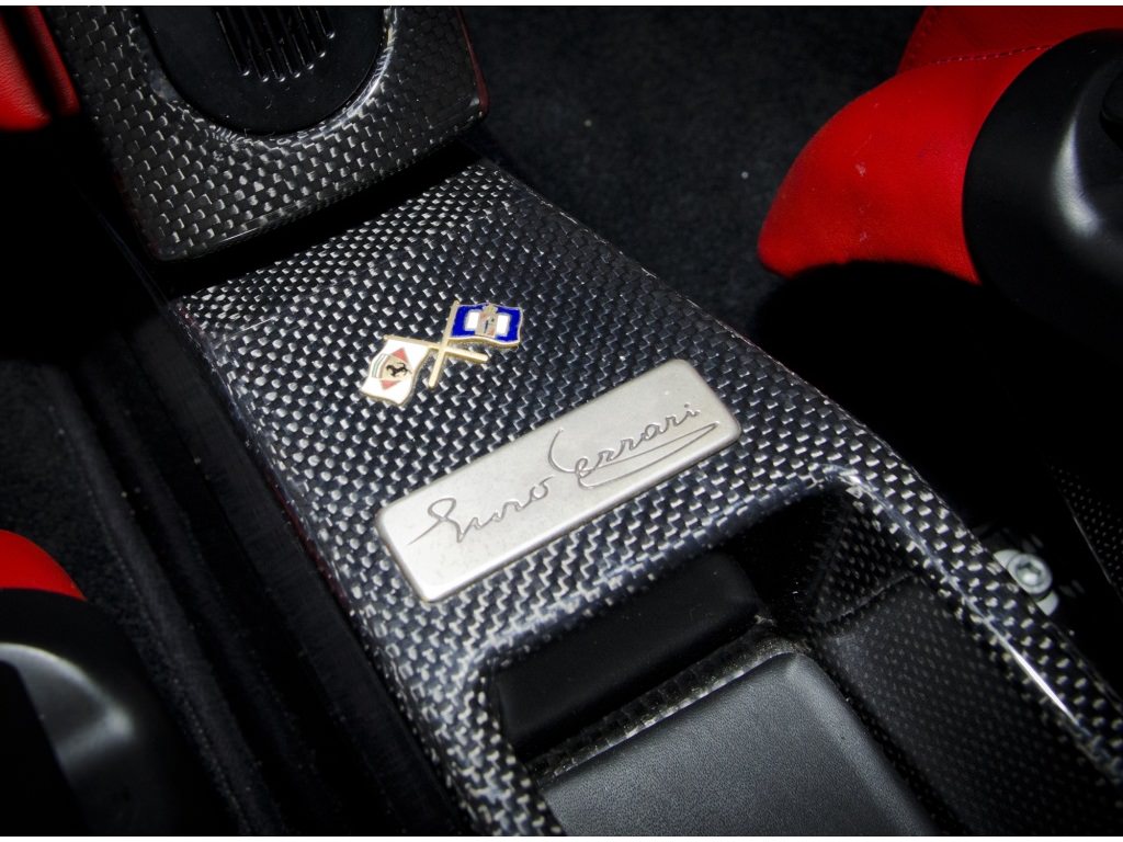 Ferrari Enzo 7,5 Milyon TL’ye Alıcısını Bekliyor