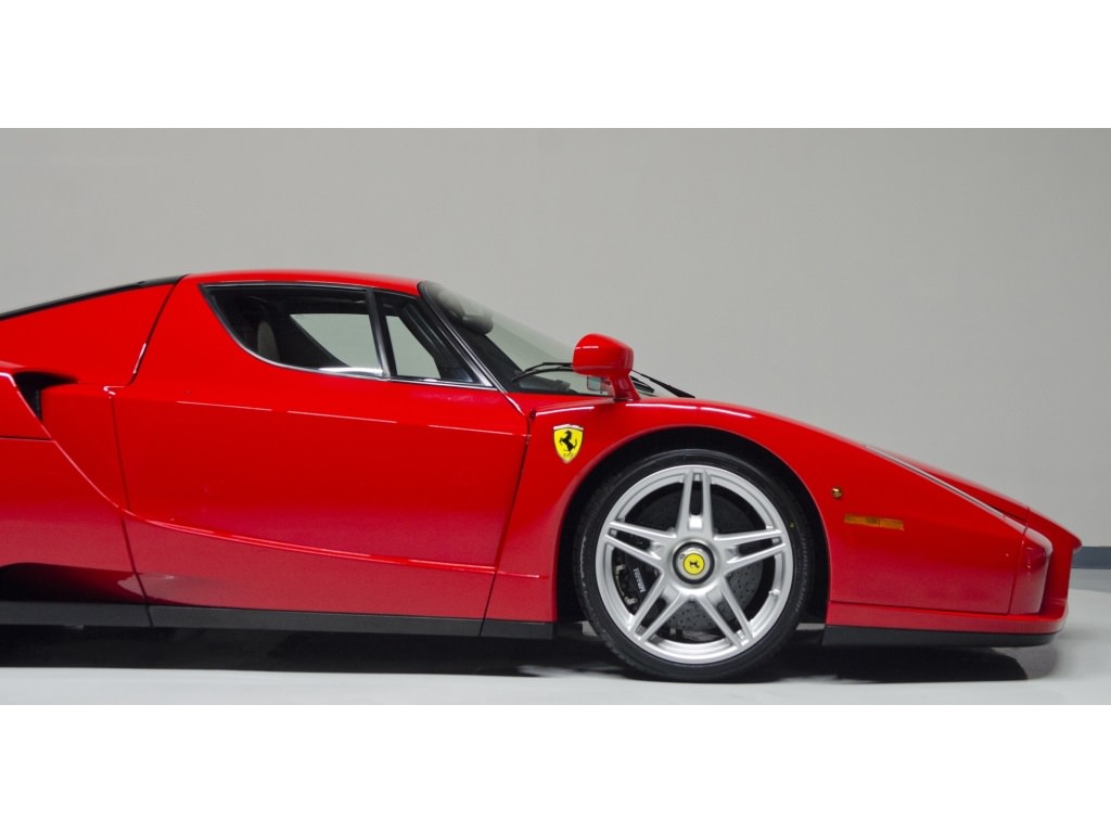 Ferrari Enzo 7,5 Milyon TL’ye Alıcısını Bekliyor