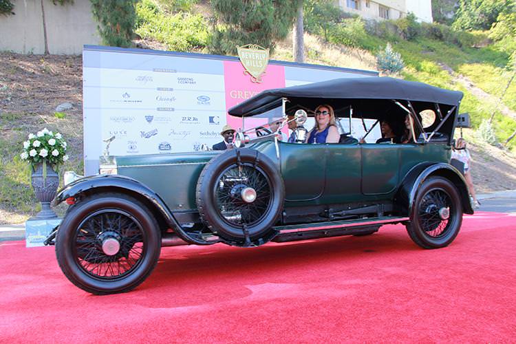 Beverly Hills’te Klasik Otomobil Şovu