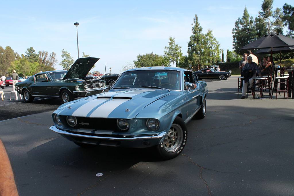 Beverly Hills’te Klasik Otomobil Şovu