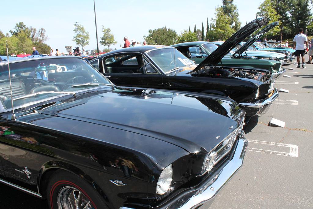 Beverly Hills’te Klasik Otomobil Şovu
