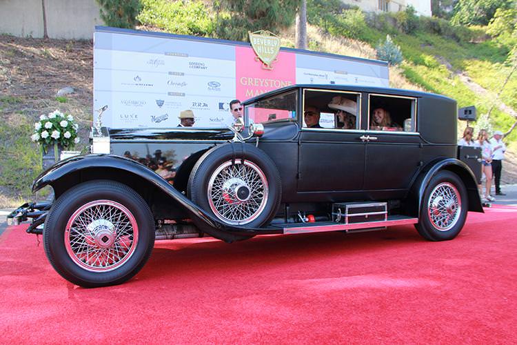 Beverly Hills’te Klasik Otomobil Şovu