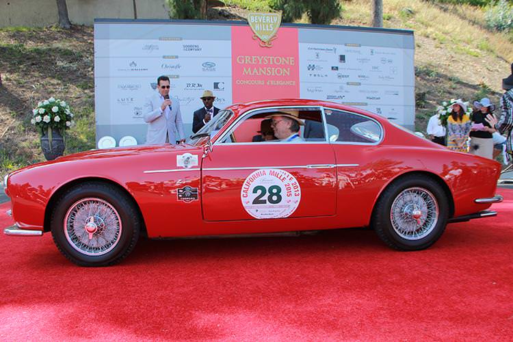 Beverly Hills’te Klasik Otomobil Şovu