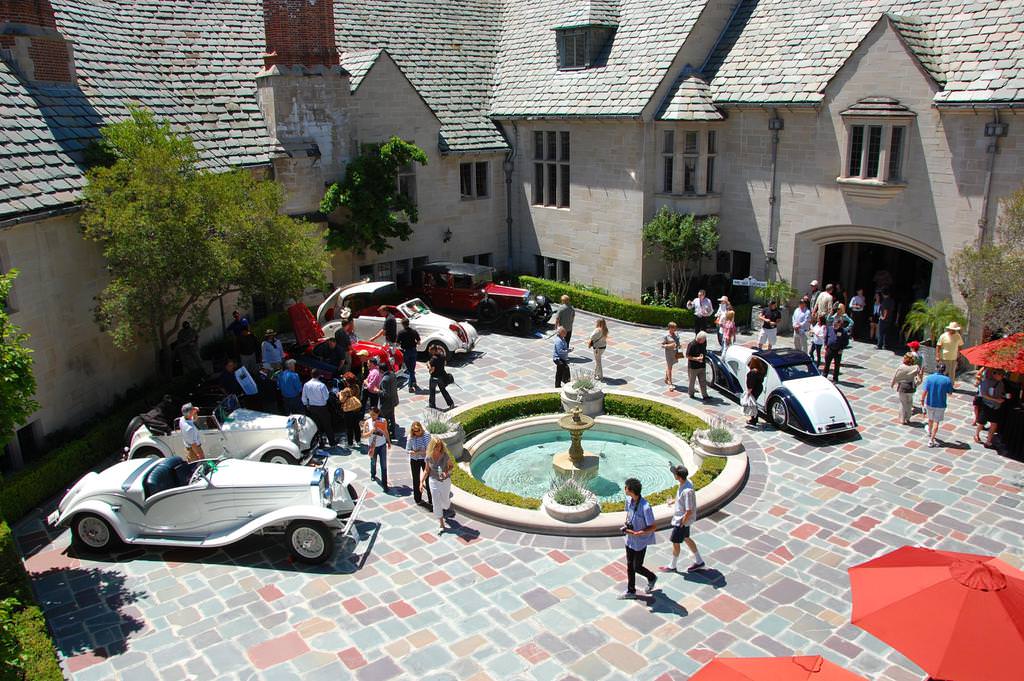 Beverly Hills’te Klasik Otomobil Şovu