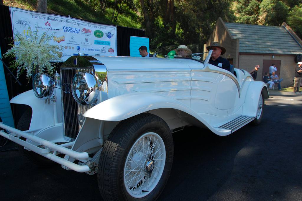 Beverly Hills’te Klasik Otomobil Şovu