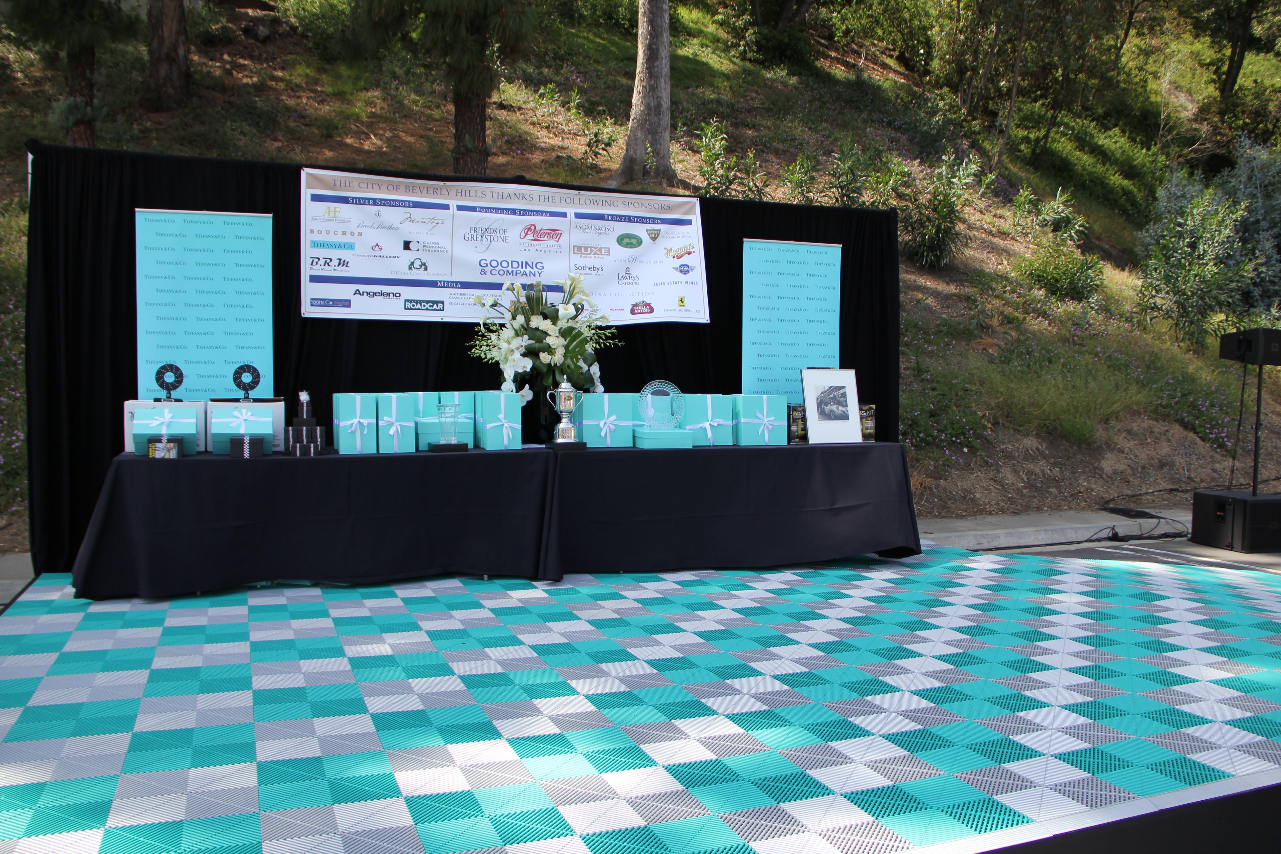 Beverly Hills’te Klasik Otomobil Şovu