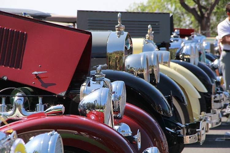 Beverly Hills’te Klasik Otomobil Şovu