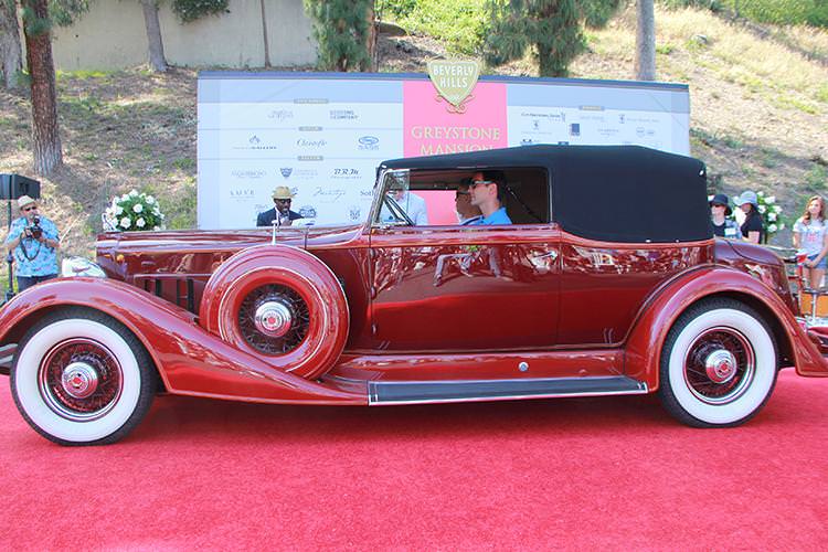 Beverly Hills’te Klasik Otomobil Şovu