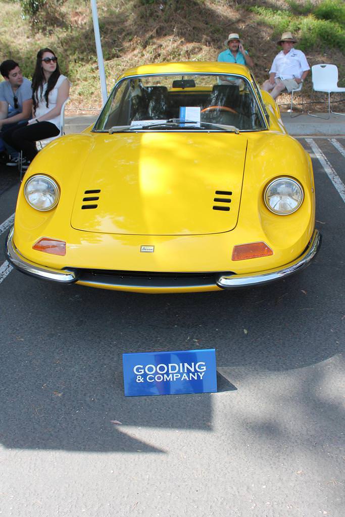 Beverly Hills’te Klasik Otomobil Şovu