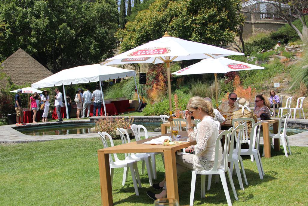 Beverly Hills’te Klasik Otomobil Şovu