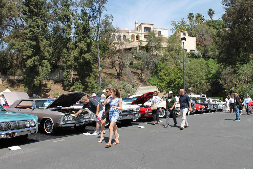 Beverly Hills’te Klasik Otomobil Şovu