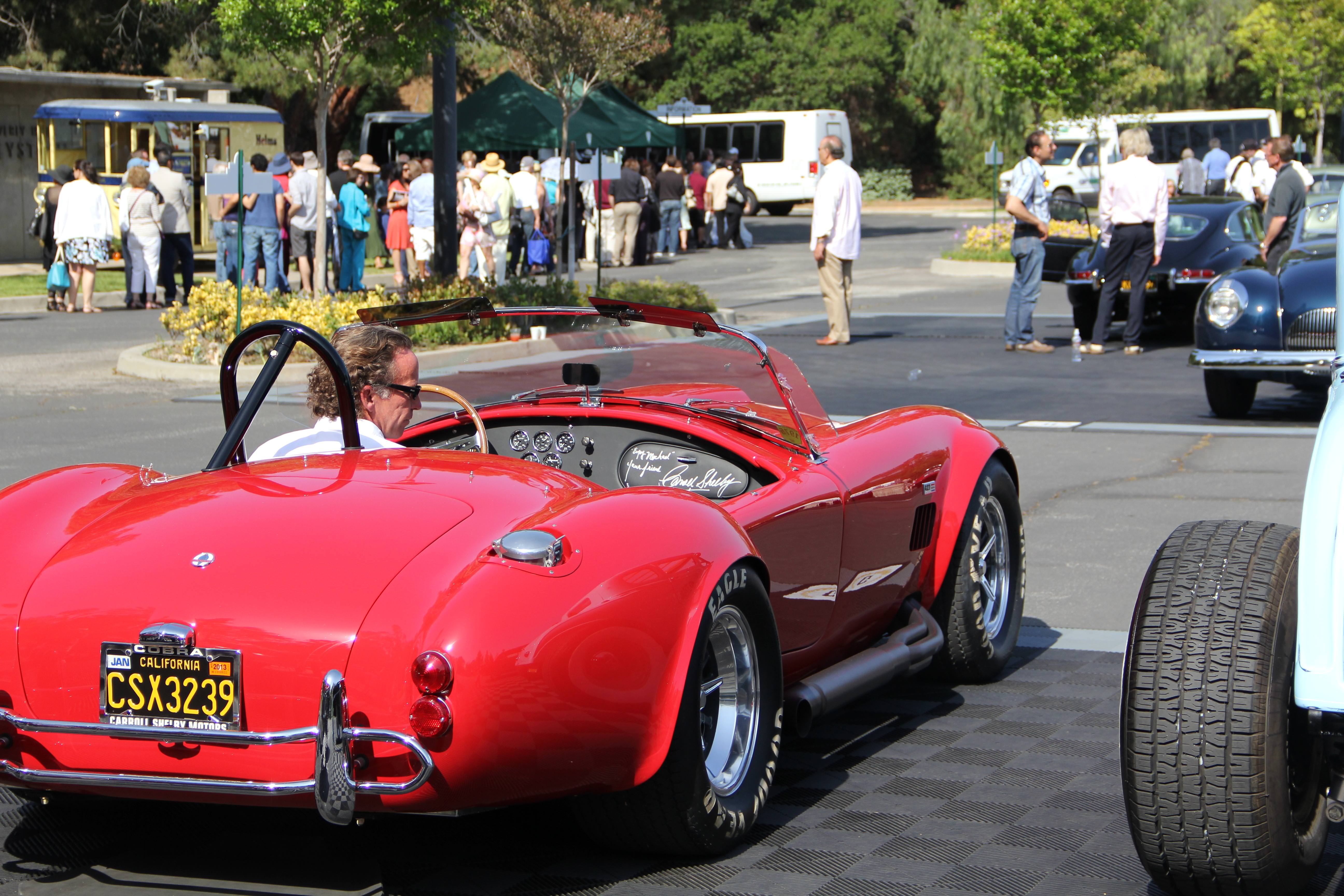 Beverly Hills’te Klasik Otomobil Şovu