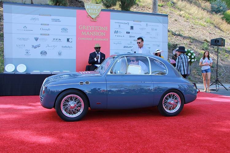 Beverly Hills’te Klasik Otomobil Şovu