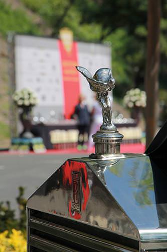 Beverly Hills’te Klasik Otomobil Şovu