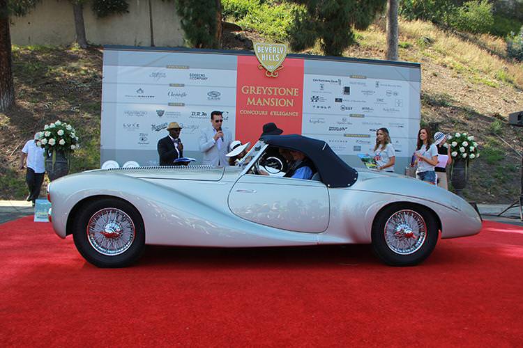 Beverly Hills’te Klasik Otomobil Şovu