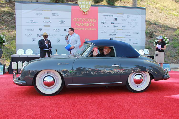 Beverly Hills’te Klasik Otomobil Şovu