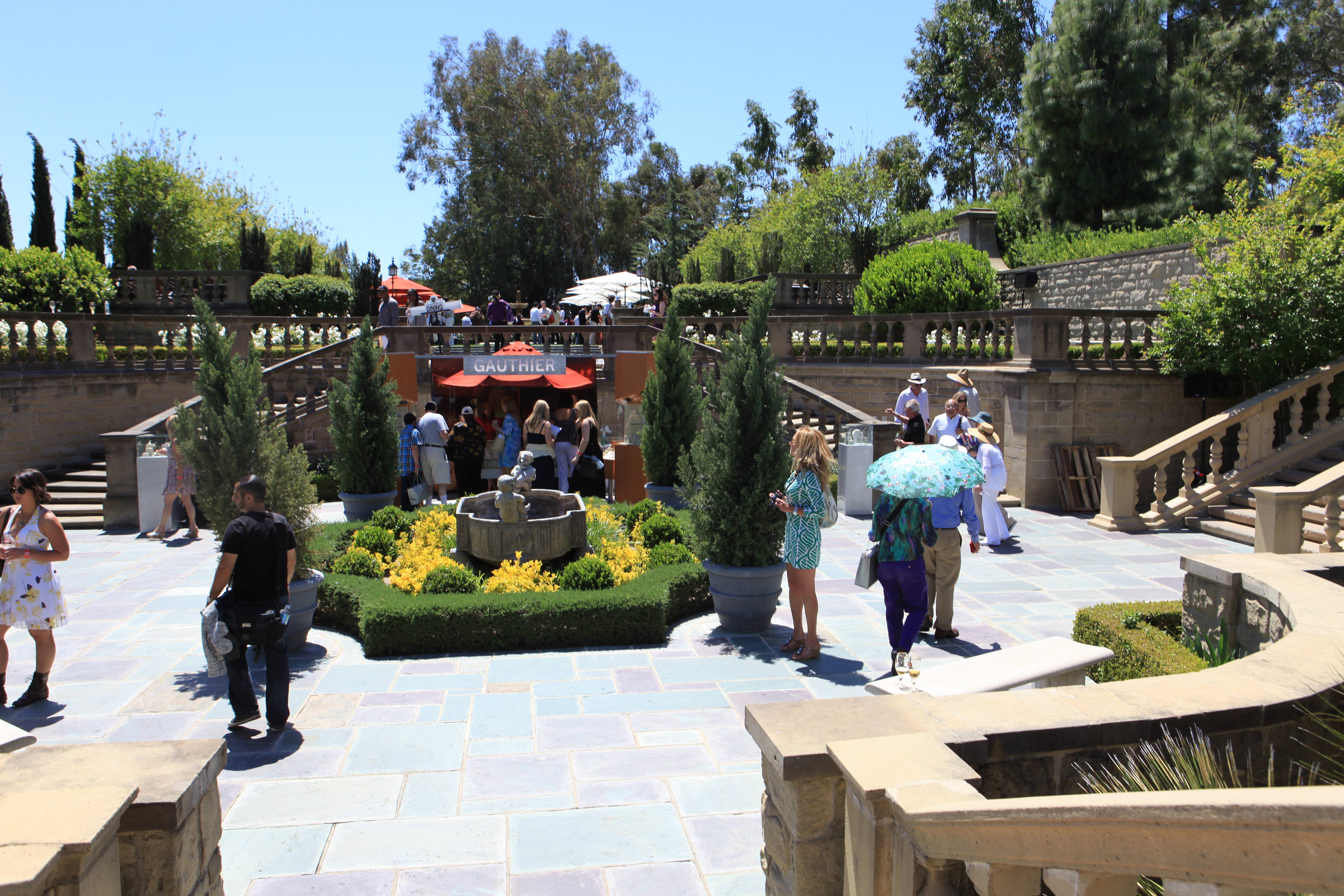 Beverly Hills’te Klasik Otomobil Şovu