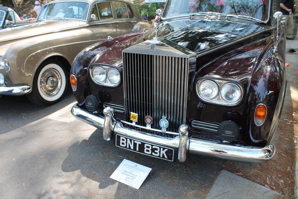 Beverly Hills’te Klasik Otomobil Şovu