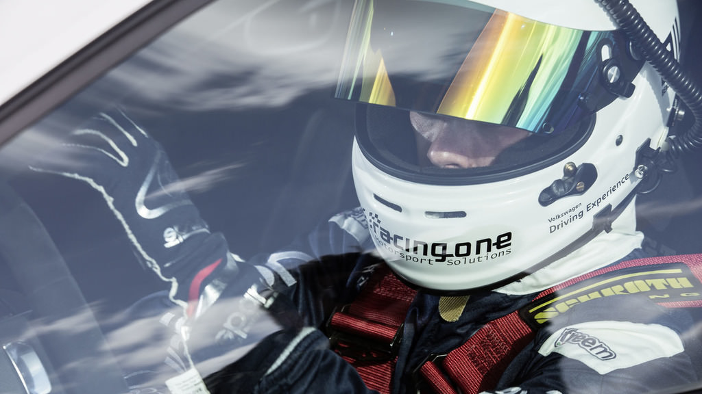 En Hızlı Önden Çekişli Golf GTI Clubsport S