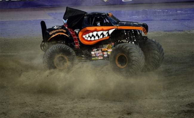 Modifiye Edilmiş Canavar Kamyonlar