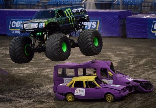 Modifiye Edilmiş Canavar Kamyonlar