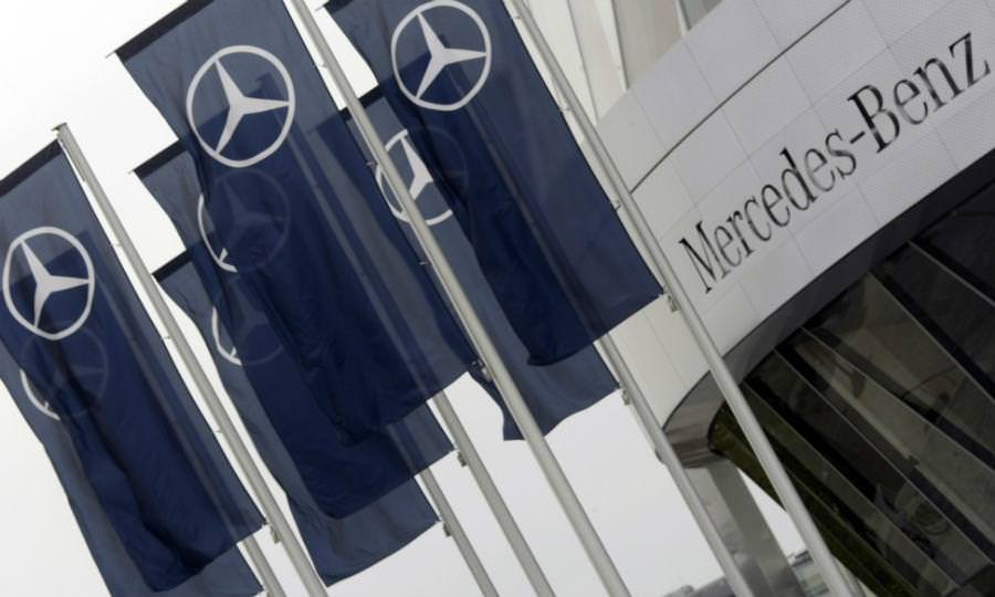 Mercedes Yeni Motor Fabrikası İçin Kolları Sıvadı
