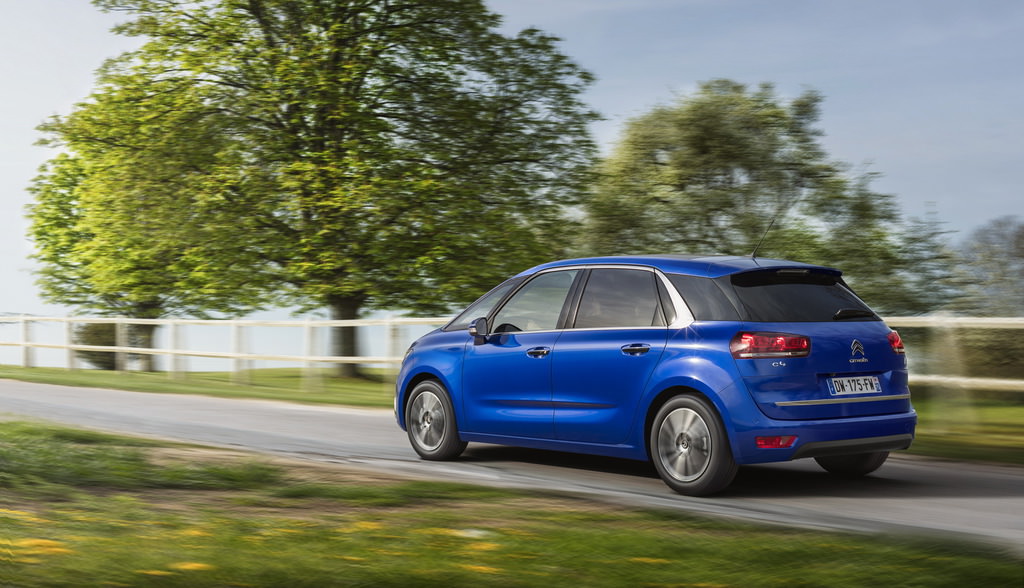 Citroen C4 Picasso Makyajlandı