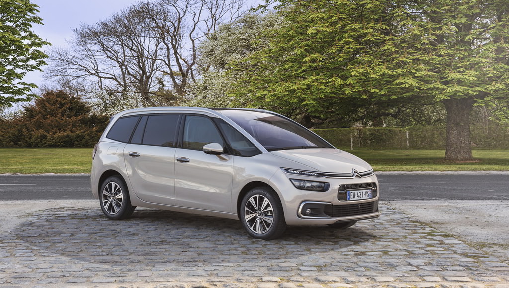 Citroen C4 Picasso Makyajlandı