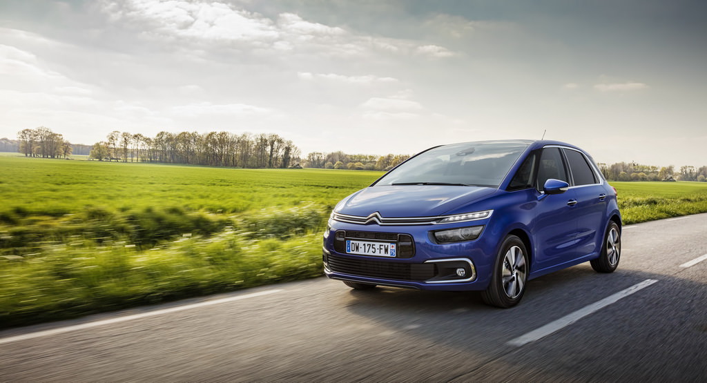 Citroen C4 Picasso Makyajlandı
