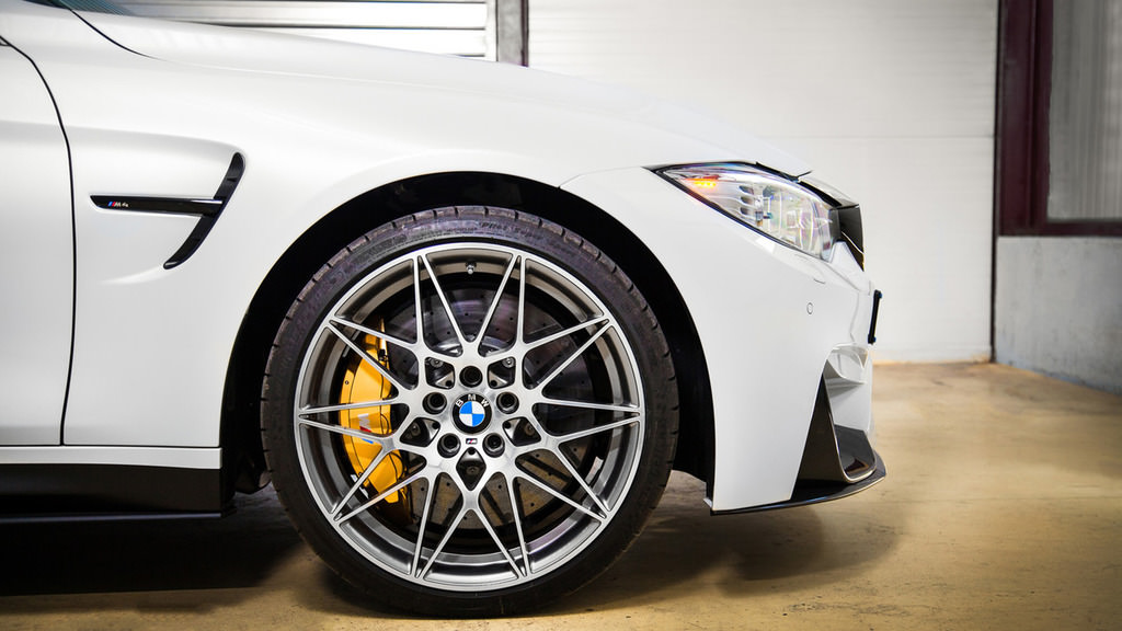 BMW M4 ve M4 GTS Arasında Kalacak