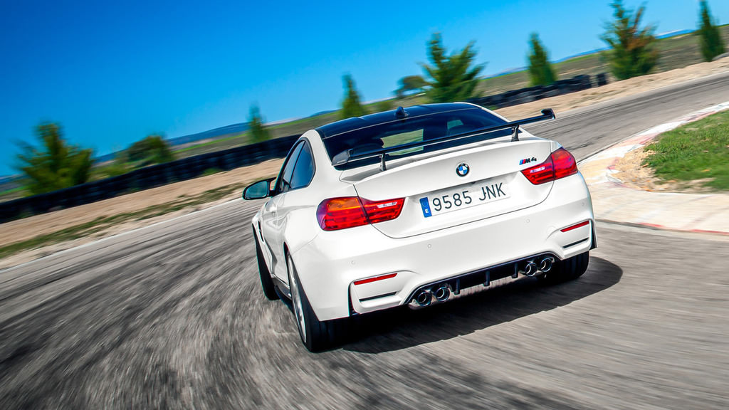 BMW M4 ve M4 GTS Arasında Kalacak