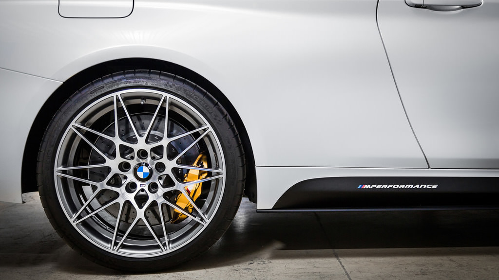 BMW M4 ve M4 GTS Arasında Kalacak