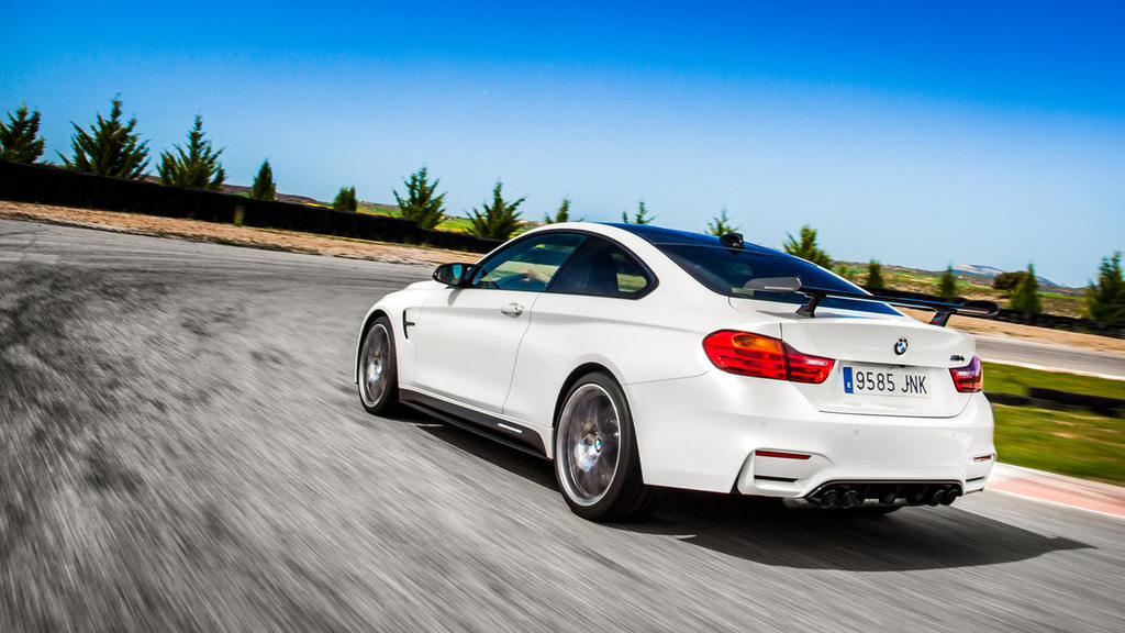 BMW M4 ve M4 GTS Arasında Kalacak