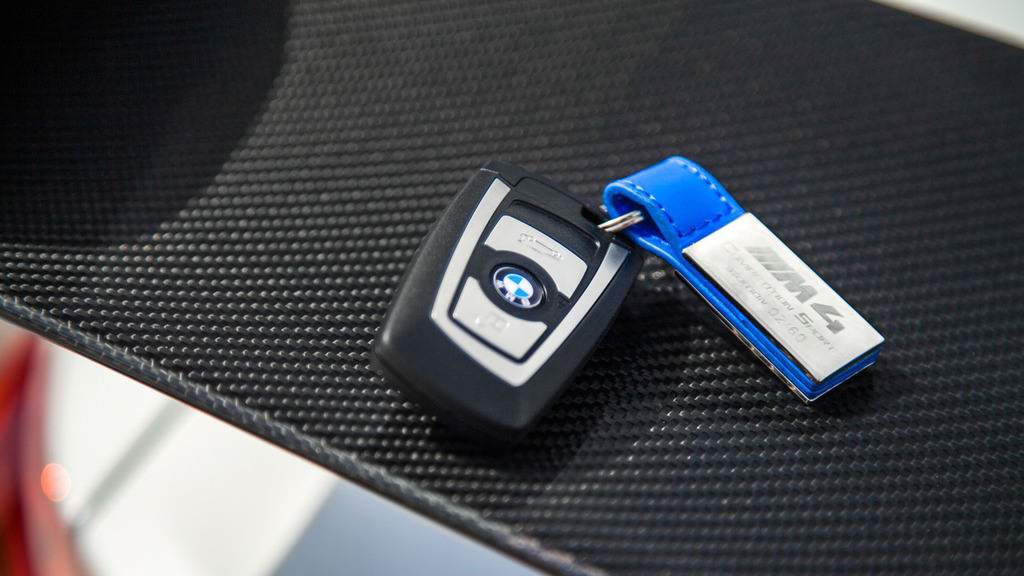 BMW M4 ve M4 GTS Arasında Kalacak