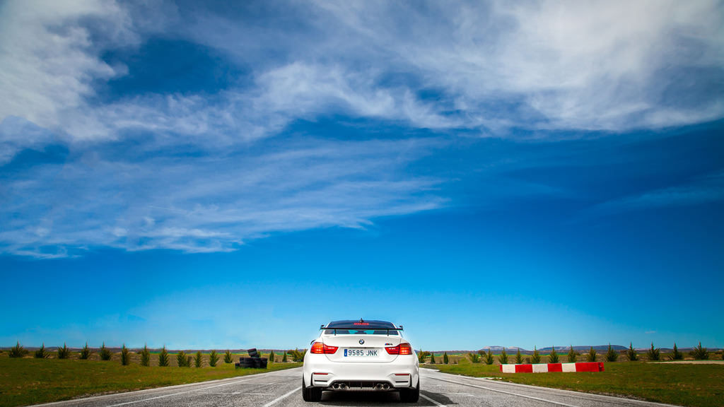 BMW M4 ve M4 GTS Arasında Kalacak