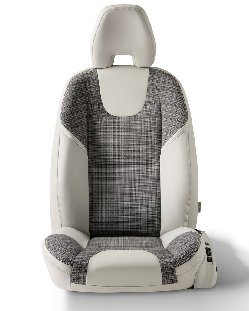 Volvo Yeni V40 ve XC40'ın Tanıtımlarını Bu Ay Yapacak