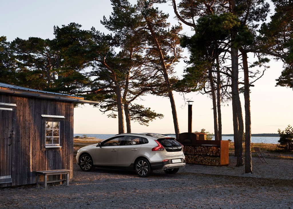 Volvo Yeni V40 ve XC40'ın Tanıtımlarını Bu Ay Yapacak