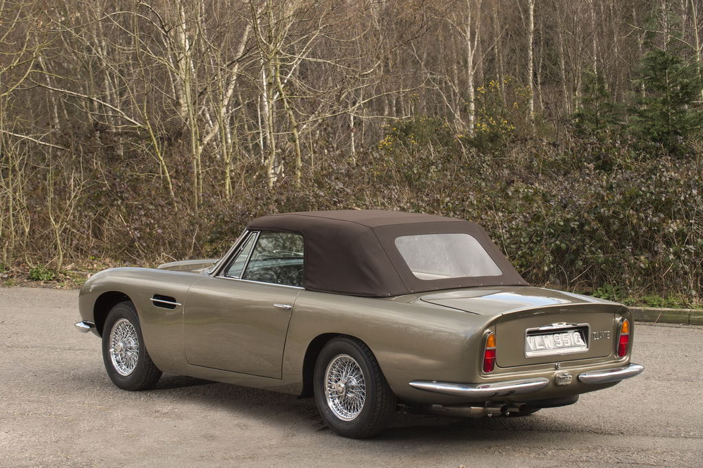 Aston Martin’in Tarihi Modeli DB3S Açık Artırmada