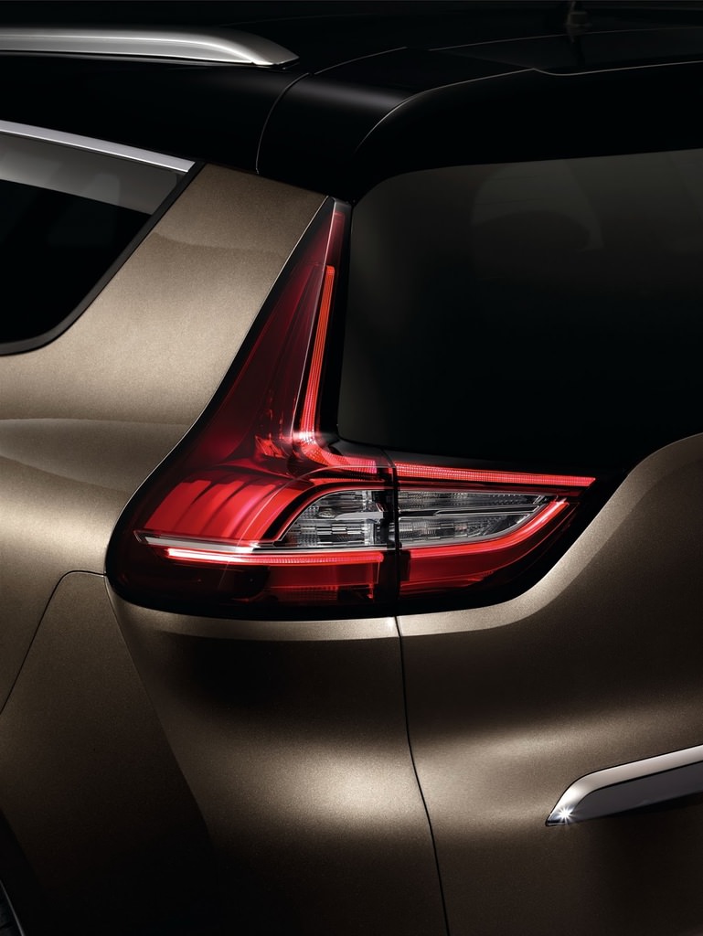 Renault Grand Scenic Tamamen Yenilendi