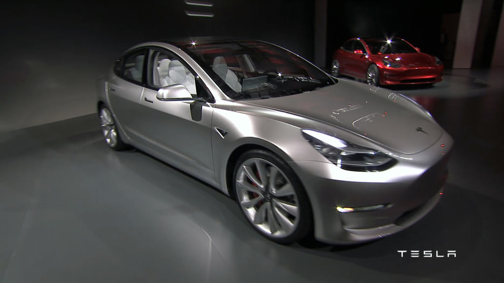Tesla’dan Model 3 İçin Bilgilendirme