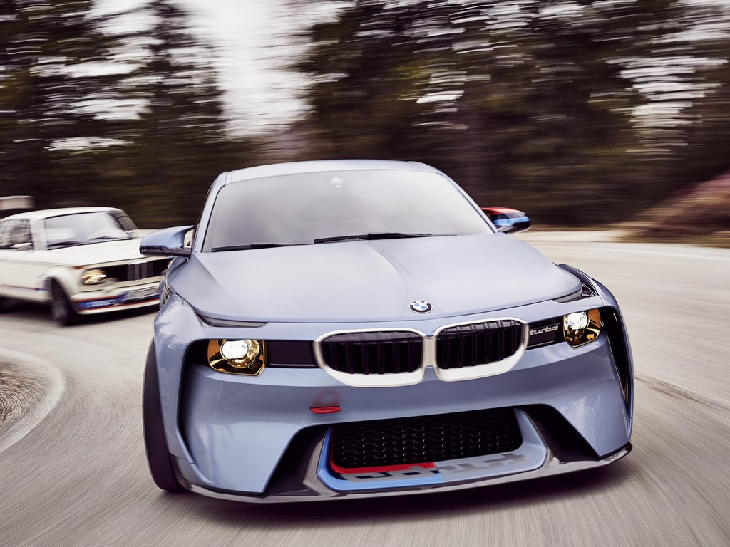 BMW’den Geçmişe Saygı : BMW 2002 Hommage Concept