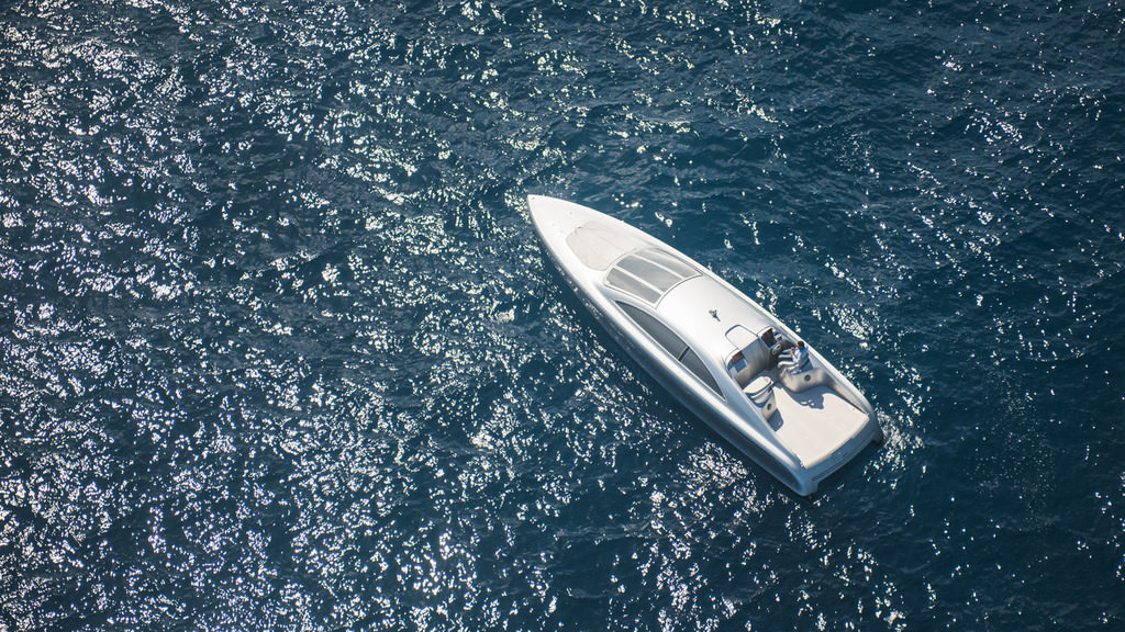 Havada, Karada, Denizde Mercedes