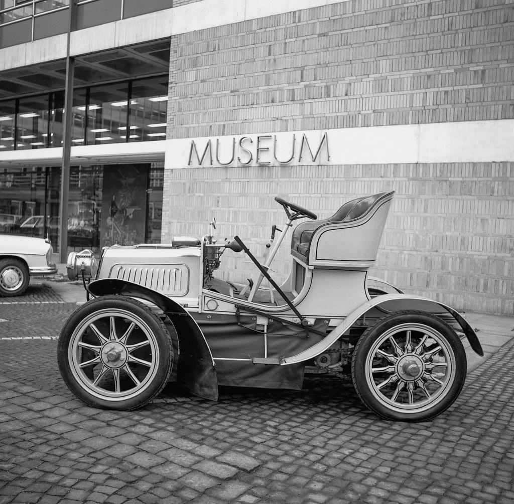Mercedes’in 130 Yıllık Tarihi Burada Yatıyor