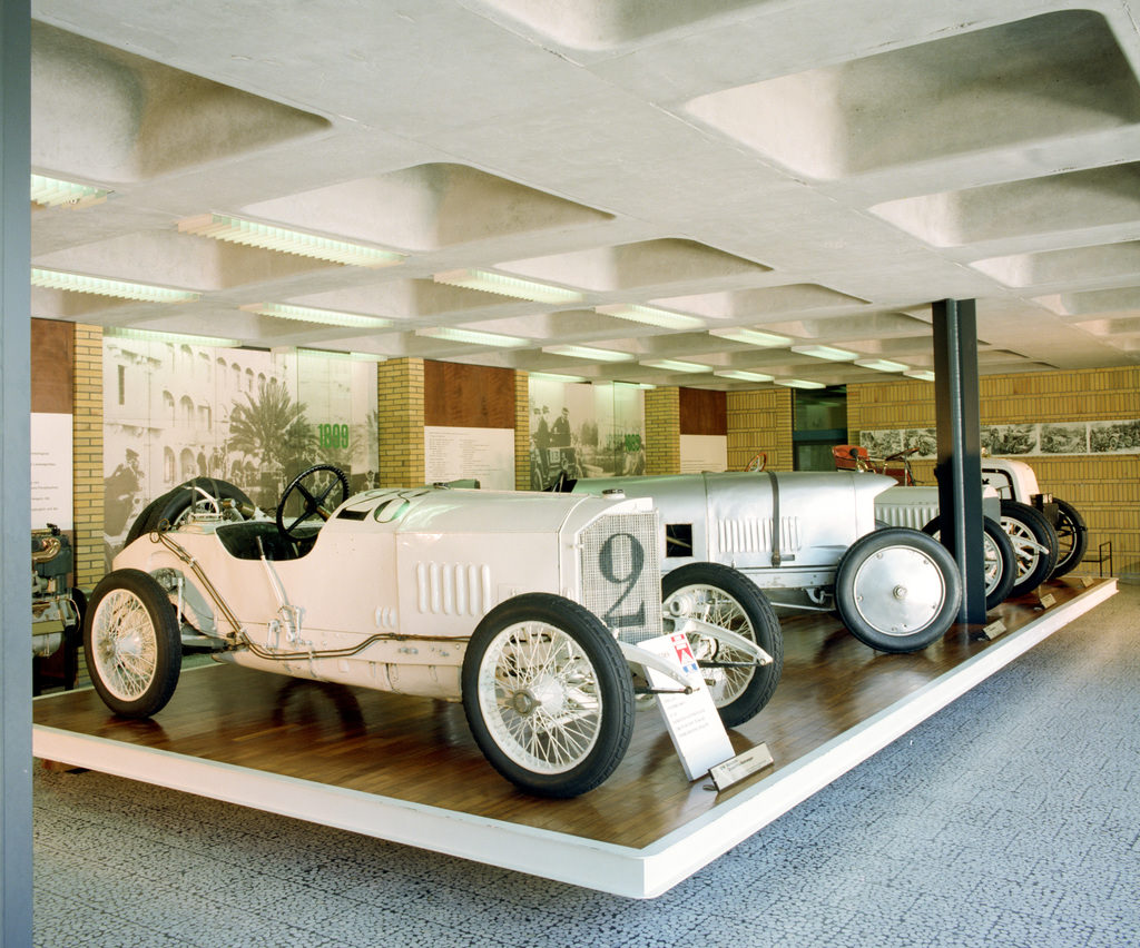 Mercedes’in 130 Yıllık Tarihi Burada Yatıyor