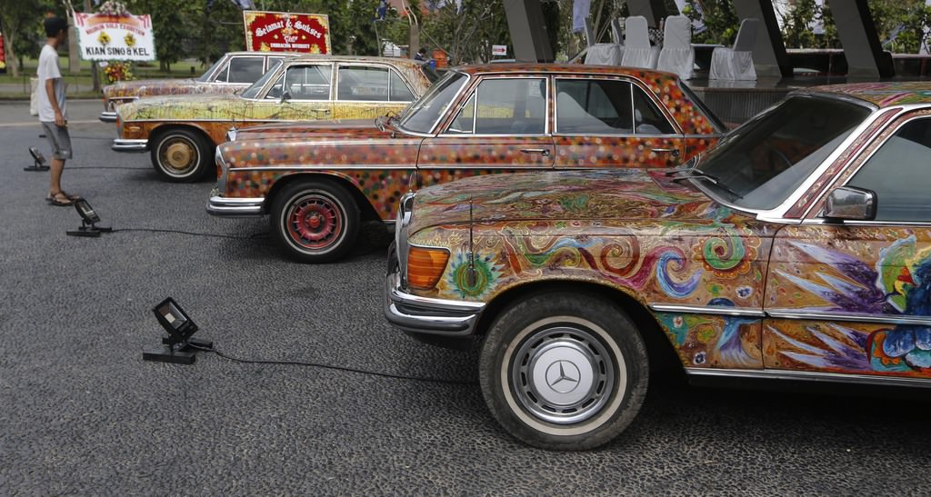 Otomobilleri Sanat Eserine Çevirdi