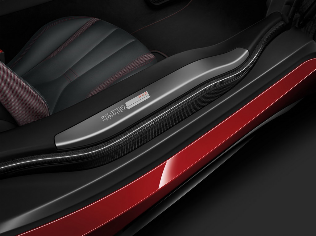 Özel Kırmızı BMW i8 Celebration Edition