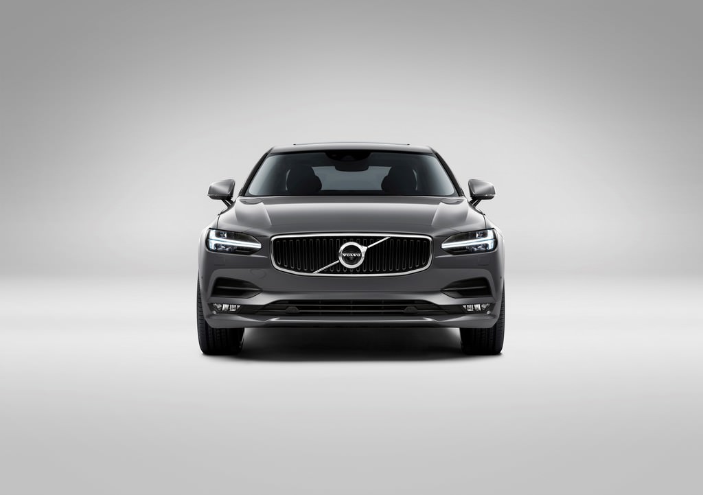 Lüks Sedan Volvo S90 Artık Türkiye’de