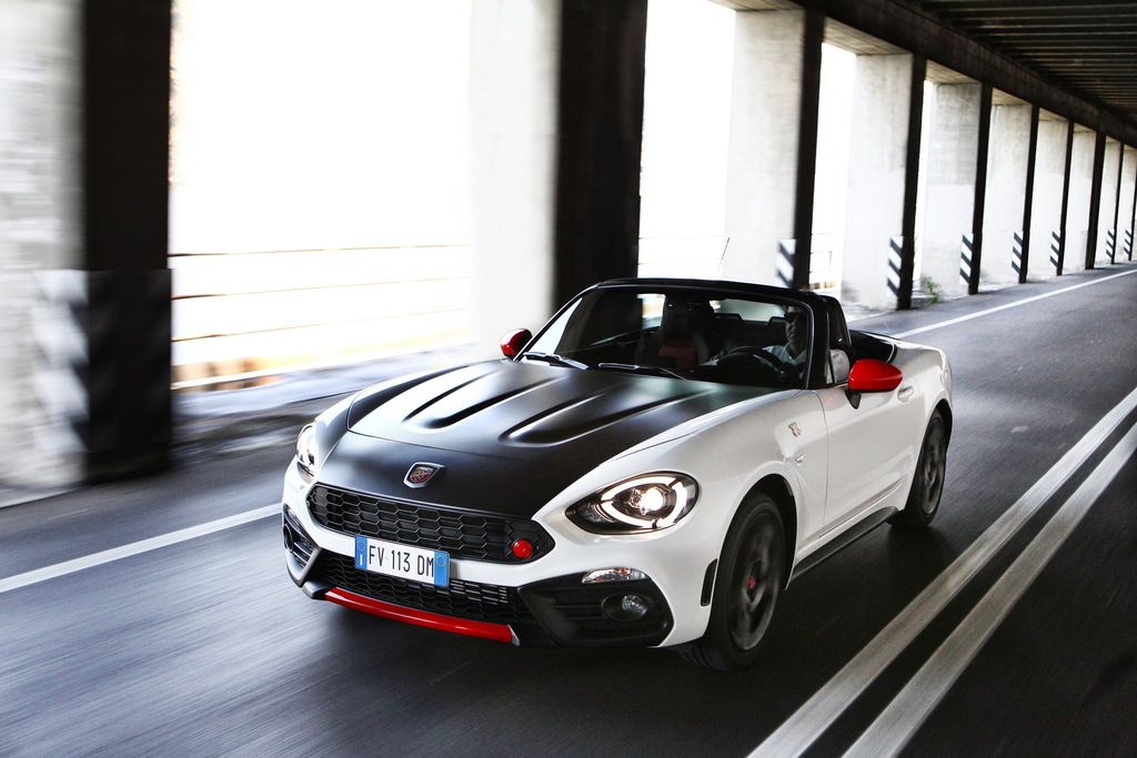 Fiat 124 Spider’a Abarth Dokunuşu